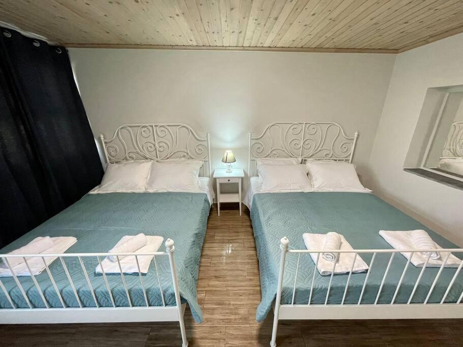 Villa Eftychia Serene Getaway With Hot Tub In A Quiet Location Kíssamos Exterior foto